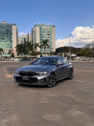 BMW 330e 2.0 16V TURBO HÍBRIDO M SPORT AUTOMÁTICO BMW 330e 2.0 16V TURBO HÍBRIDO M SPORT AUTOMÁTICO